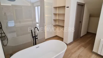 Casa adosada en alquiler en Calle Carrer Soto de Camarena Sector D, Mas Camarena (Bétera) de 3.750 €<span>/mes</span>