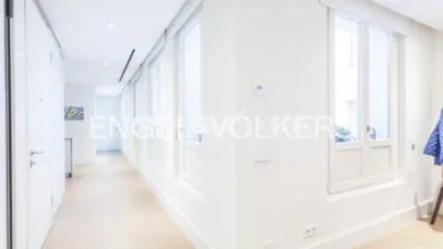 Apartment on Calle de Recoletos photo 14