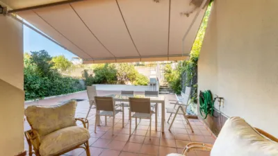 Casa adosada en venta en Calle del Arroyo del Médico, cerca de Calle del Arroyo de Los Combos, Castañeras (Arroyomolinos) de 434.900 €