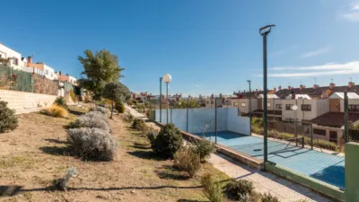 Casa adosada en venta en Calle del Arroyo del Médico, cerca de Calle del Arroyo de Los Combos, Castañeras (Arroyomolinos) de 434.900 €