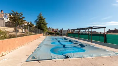 Casa adosada en venta en Calle del Arroyo del Médico, cerca de Calle del Arroyo de Los Combos, Castañeras (Arroyomolinos) de 434.900 €