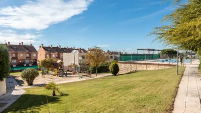 Casa adosada en venta en Calle del Arroyo del Médico, cerca de Calle del Arroyo de Los Combos, Castañeras (Arroyomolinos) de 434.900 €