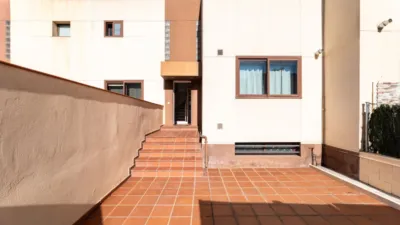 Casa adosada en venta en Calle del Arroyo del Médico, cerca de Calle del Arroyo de Los Combos, Castañeras (Arroyomolinos) de 434.900 €