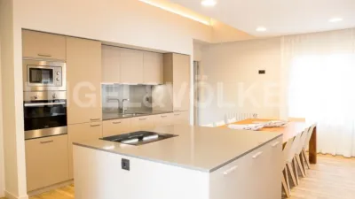 Casa en alquiler en Lliçà D'Amunt, Lliçà d'Amunt de 5.000 €<span>/mes</span>