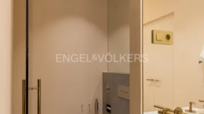 Apartment on Calle de O'Donnell photo 26