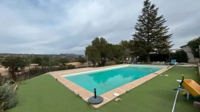 Chalet in Macastre photo 4
