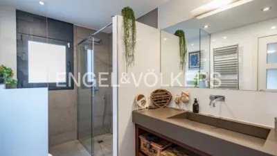 House in Vallirana photo 33