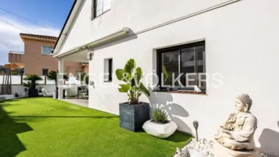House in Vallirana photo 3