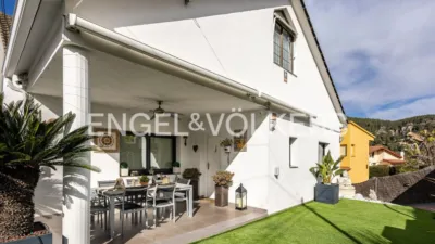 House in Vallirana photo 4