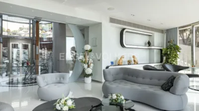 House in Can Girona-Terramar-Vinyet photo 4