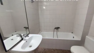 Apartment on Carrer Salvador Espriu photo 16
