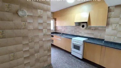 Apartment on Carrer Salvador Espriu photo 7