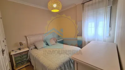 Piso en alquiler en Calle Ancha, 110, cerca de Calle de Yola, Punta Umbría de 3.000 €<span>/mes</span>