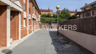 Terraced house on Carrer d'Osca photo 44