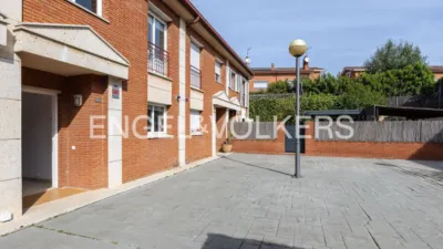 Terraced house on Carrer d'Osca photo 46