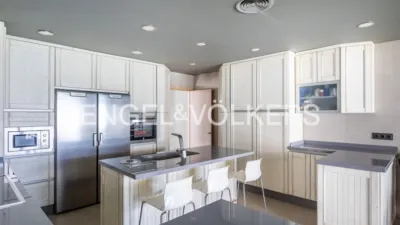 Casa en alquiler en Entrenúcleos, Entrenúcleos (Dos Hermanas) de 11.500 €<span>/mes</span>