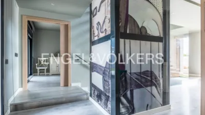 Casa en alquiler en Entrenúcleos, Entrenúcleos (Dos Hermanas) de 11.500 €<span>/mes</span>