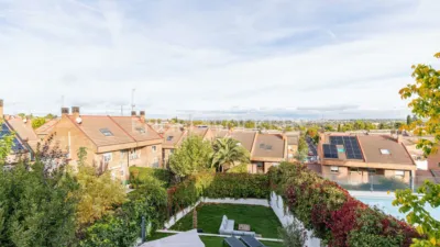 Townhouse in Avenida de Europa Area photo 41