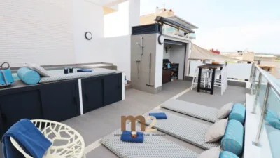 Penthouse on Calle Alcalde Rosalino Pérez Hde photo 19