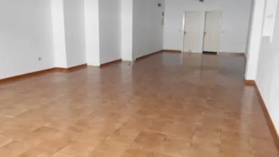 Local comercial en venta en Calle de Marcelino González - Widok 4