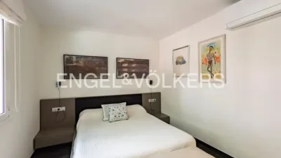 Apartment in Esplugues de Llobregat photo 16