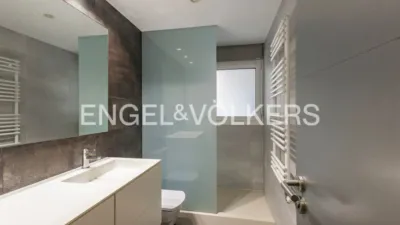 Apartment in Esplugues de Llobregat photo 25