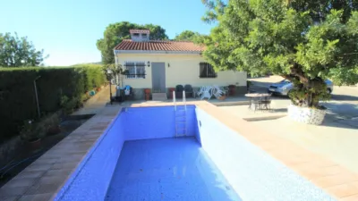 Chalet in Chiva photo 10