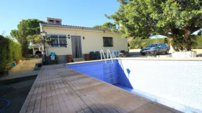 Chalet in Chiva photo 6