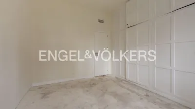 Casa en alquiler en Avenida de la Victoria, cerca de Calle de Calvo Sotelo - Imagen 11