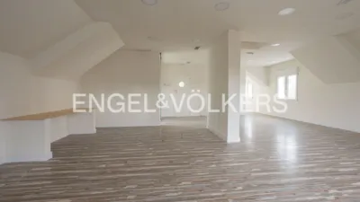 Casa en alquiler en Avenida de la Victoria, cerca de Calle de Calvo Sotelo - Imagen 23