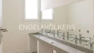 Casa en alquiler en Avenida de la Victoria, cerca de Calle de Calvo Sotelo - Imagen 40