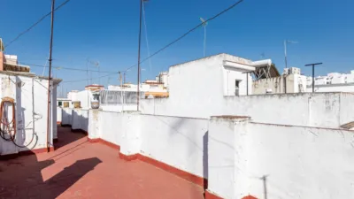 Terraced house in Zona Esperanza de Triana photo 27