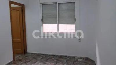 Apartment in El Camp de l'Arpa del Clot photo 2