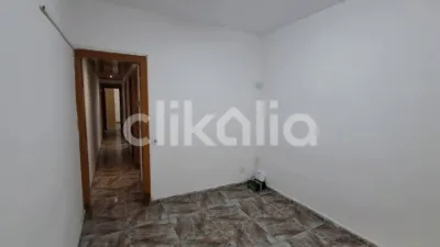 Apartment in El Camp de l'Arpa del Clot photo 5