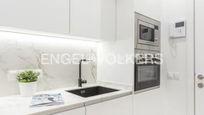 Piso en alquiler en Calle Aguarón - Imagen 2