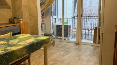Apartment on Calle de Aspe photo 13