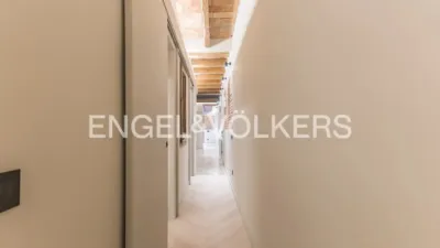 Flat in El Poble-sec photo 21