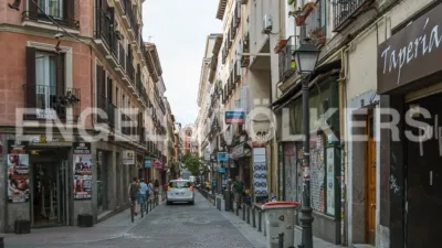 Estudio en alquiler en Calle de la Luna - Imagen 23