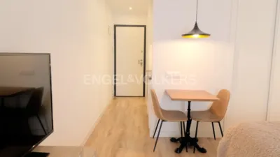 Estudio en alquiler en Calle de la Luna - Imagen 3