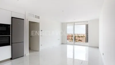 Piso en alquiler en Avenida de las Cortes Valencianas - Imagen 3