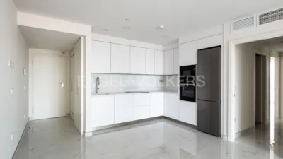 Piso en alquiler en Avenida de las Cortes Valencianas - Imagen 8