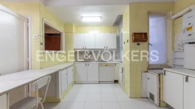 Piso en venta en Calle de Juan Ajuriaguerra, Abando Ensanche (Distrito Abando. Bilbao) de 780.000 €