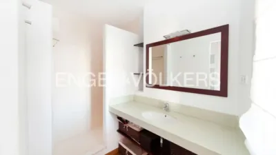Piso en venta en Vallcarca-Els Penitents, Vallcarca-Els Penitents (Distrito Gràcia. Barcelona Capital) de 650.000 €