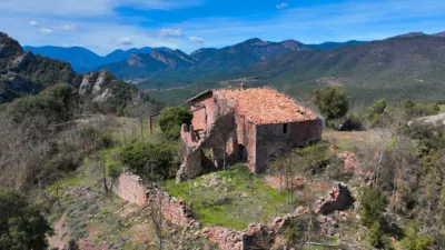 Rustic house in Borredà photo 7