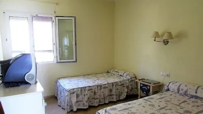 Apartment on Avinguda de l'Armada Espanyola, 6 photo 11