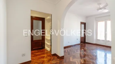 Piso en alquiler en Calle de Sánchez Barcáiztegui - Imagen 5