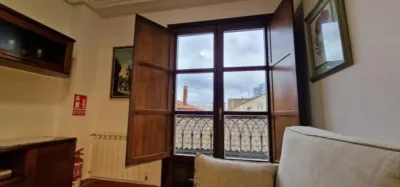 Piso en alquiler en Calle de las Cruces, 3, Centro (Distrito Centro. Gijón) de 800 €<span>/mes</span>