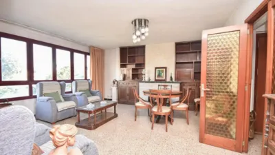 Apartment in Plaça de Francesc García i Orell photo 11