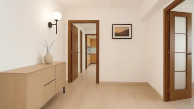 Apartment in Plaça de Francesc García i Orell photo 24