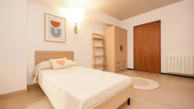 Apartment in Plaça de Francesc García i Orell photo 43